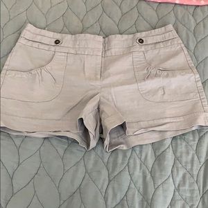 Grey shorts
